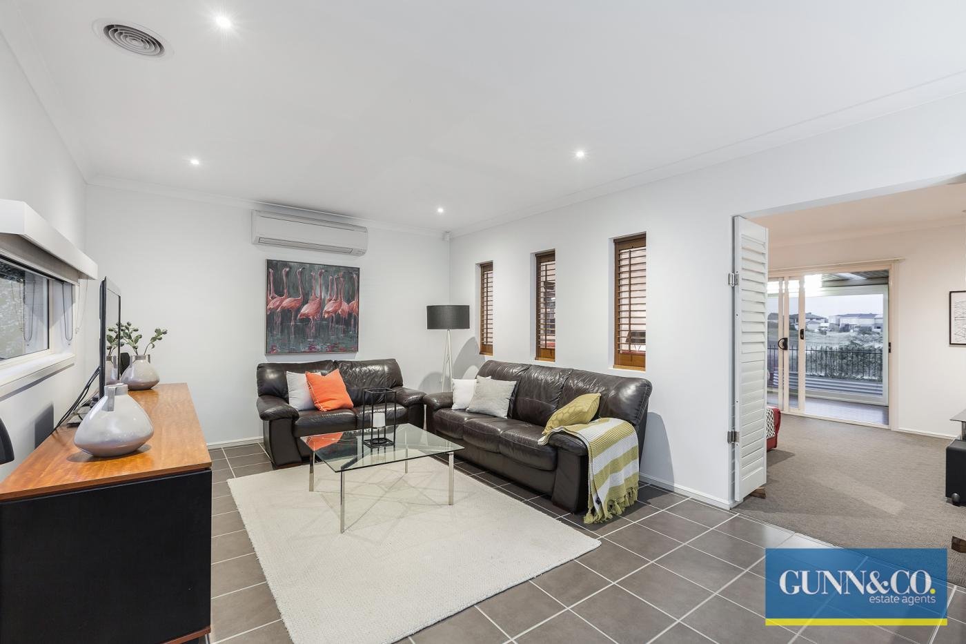 24 Vaucluse Boulevard, Sanctuary Lakes image 10