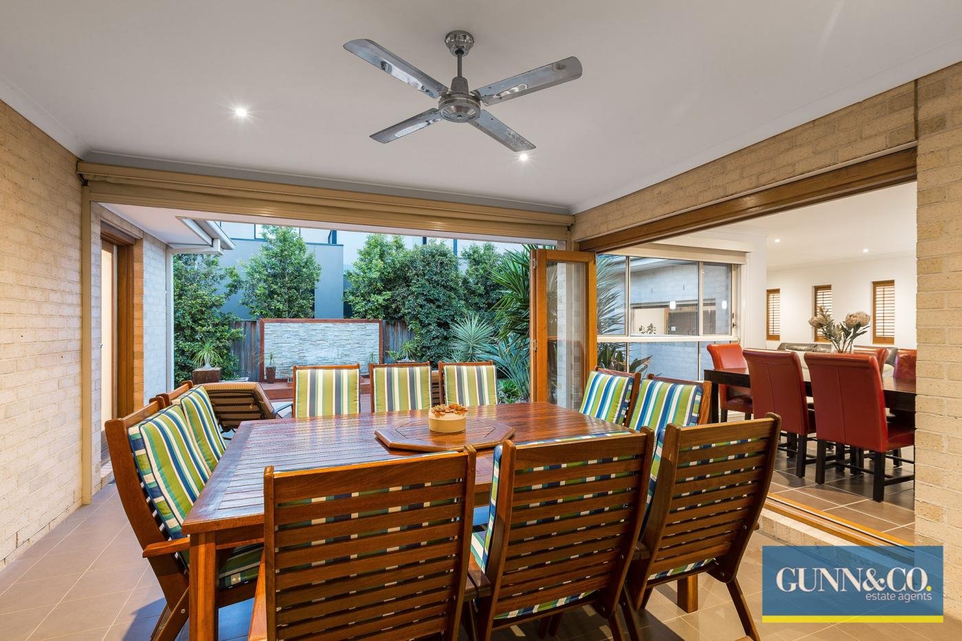 24 Vaucluse Boulevard, Sanctuary Lakes image 17