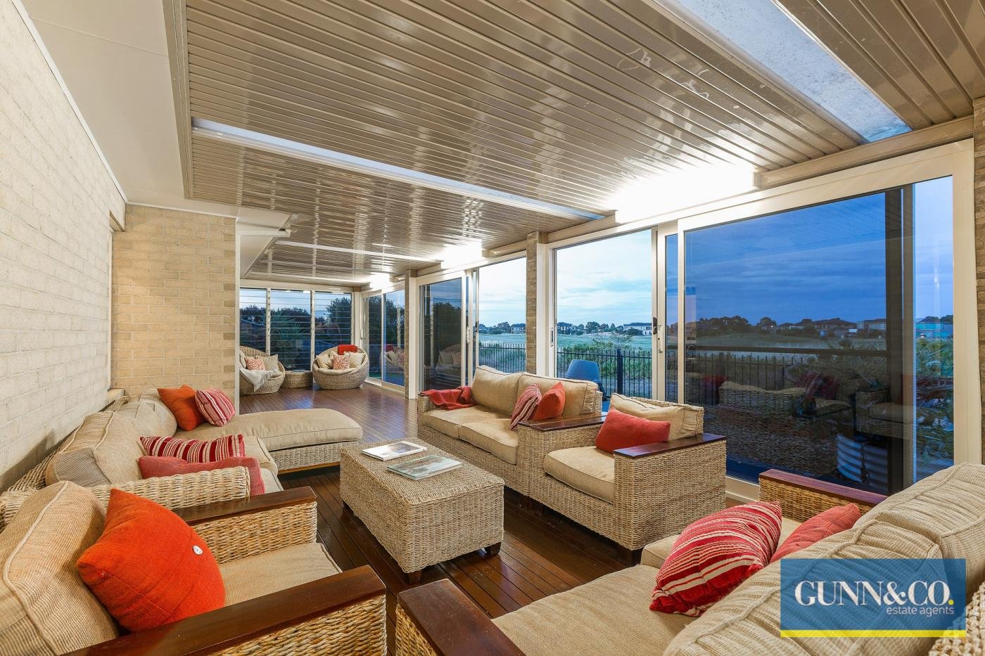 24 Vaucluse Boulevard, Sanctuary Lakes image 19