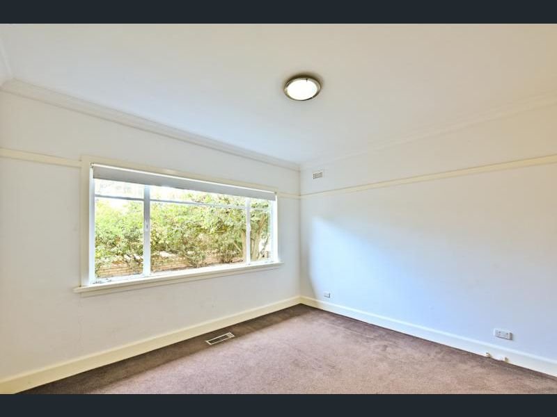 Property Gallery Thumbnail 5