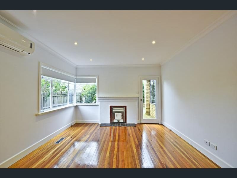 Property Gallery Thumbnail 3
