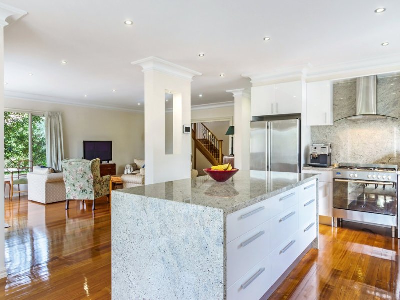 24 View Street, Mont Albert image 2
