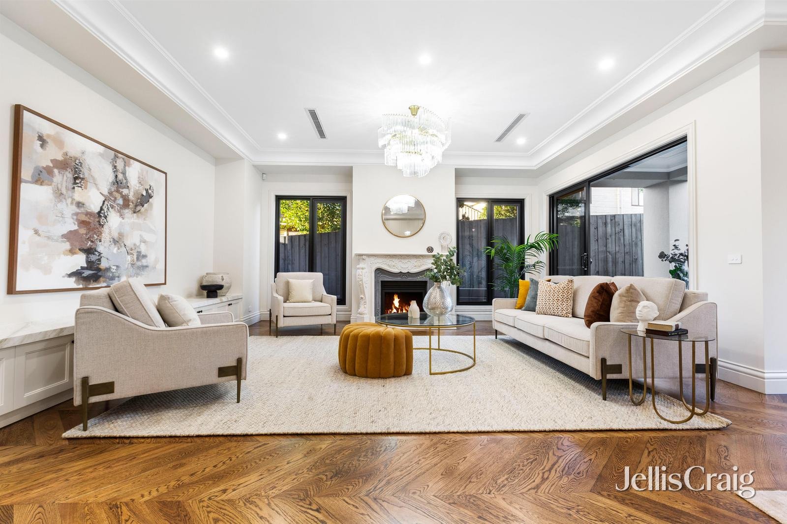 24 Viewpoint Avenue, Glen Waverley image 4