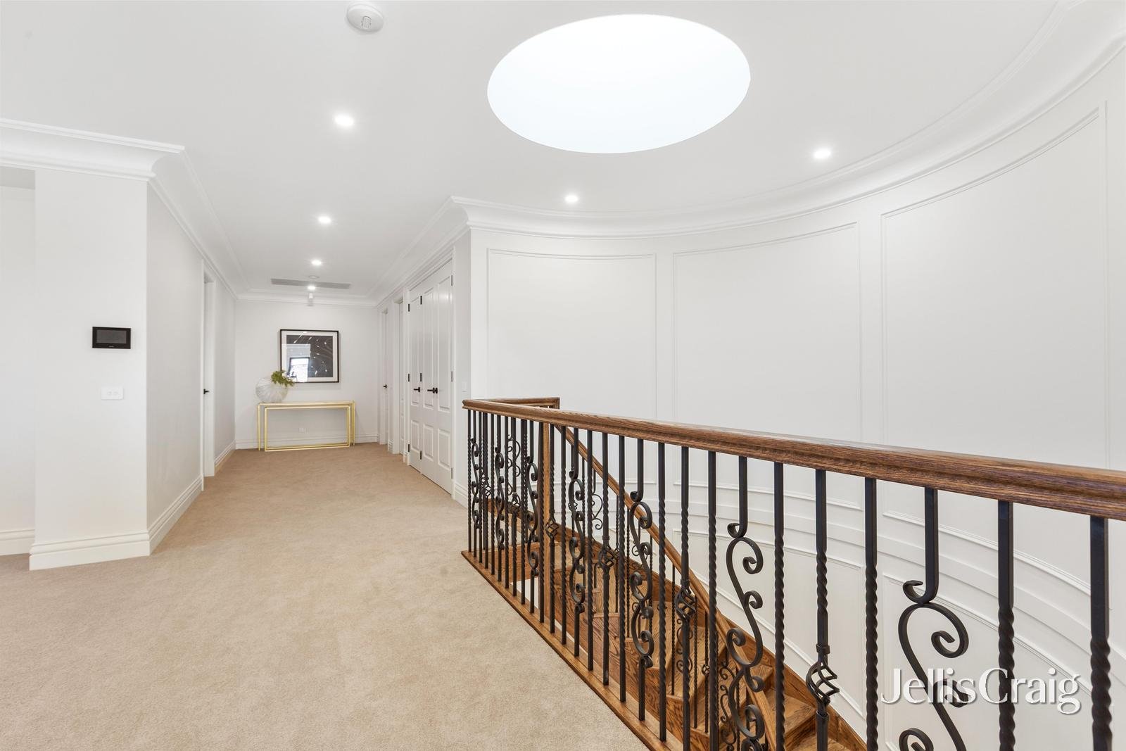 24 Viewpoint Avenue, Glen Waverley image 13