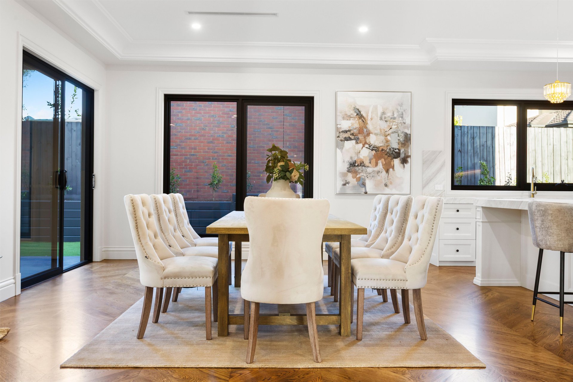 24 Viewpoint Avenue, Glen&nbsp;Waverley image 6