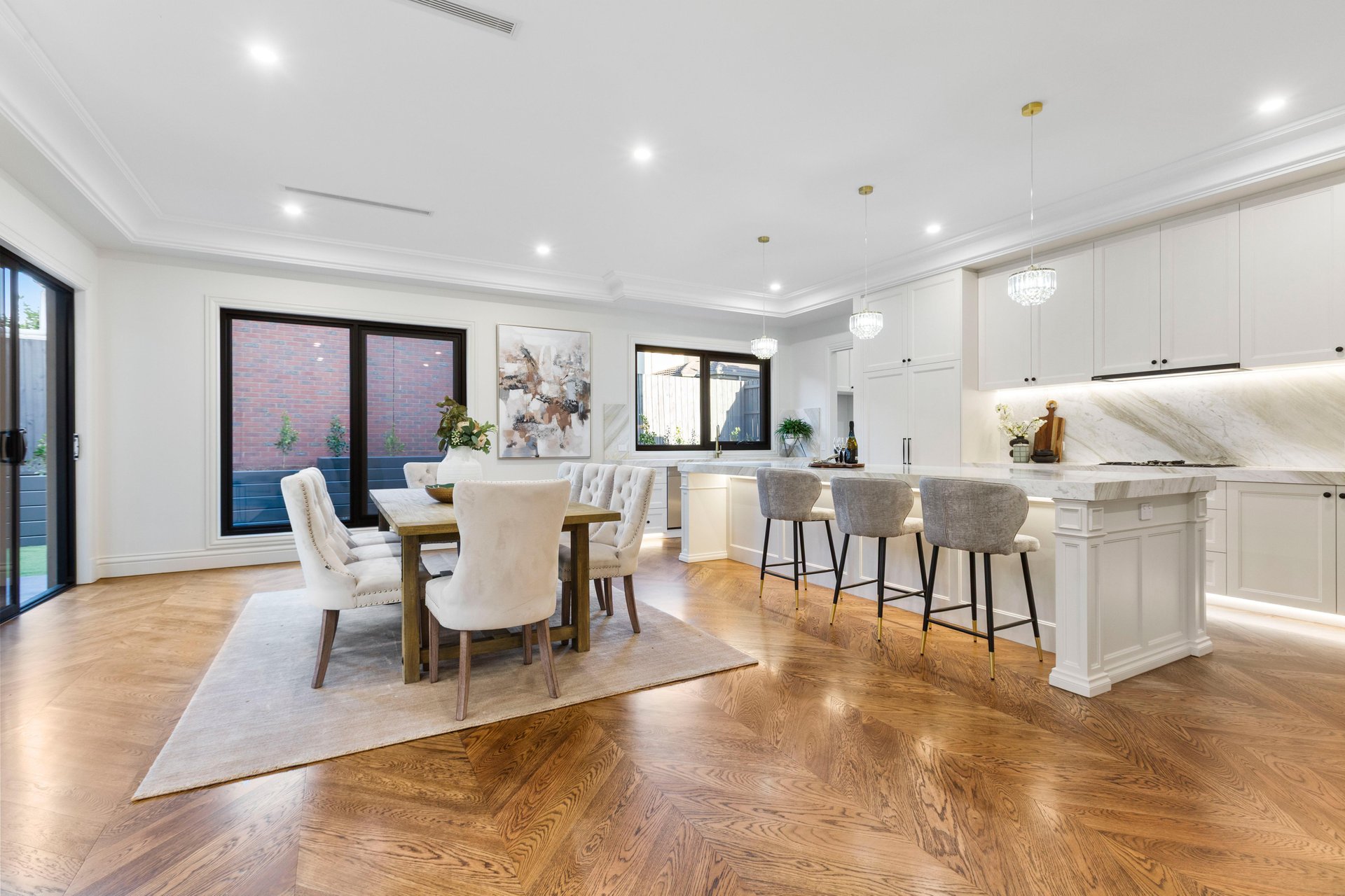 24 Viewpoint Avenue, Glen&nbsp;Waverley image 7