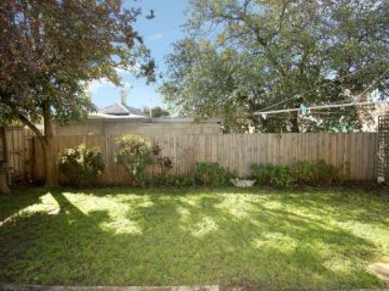 24 Virginia Street, Newtown image 6