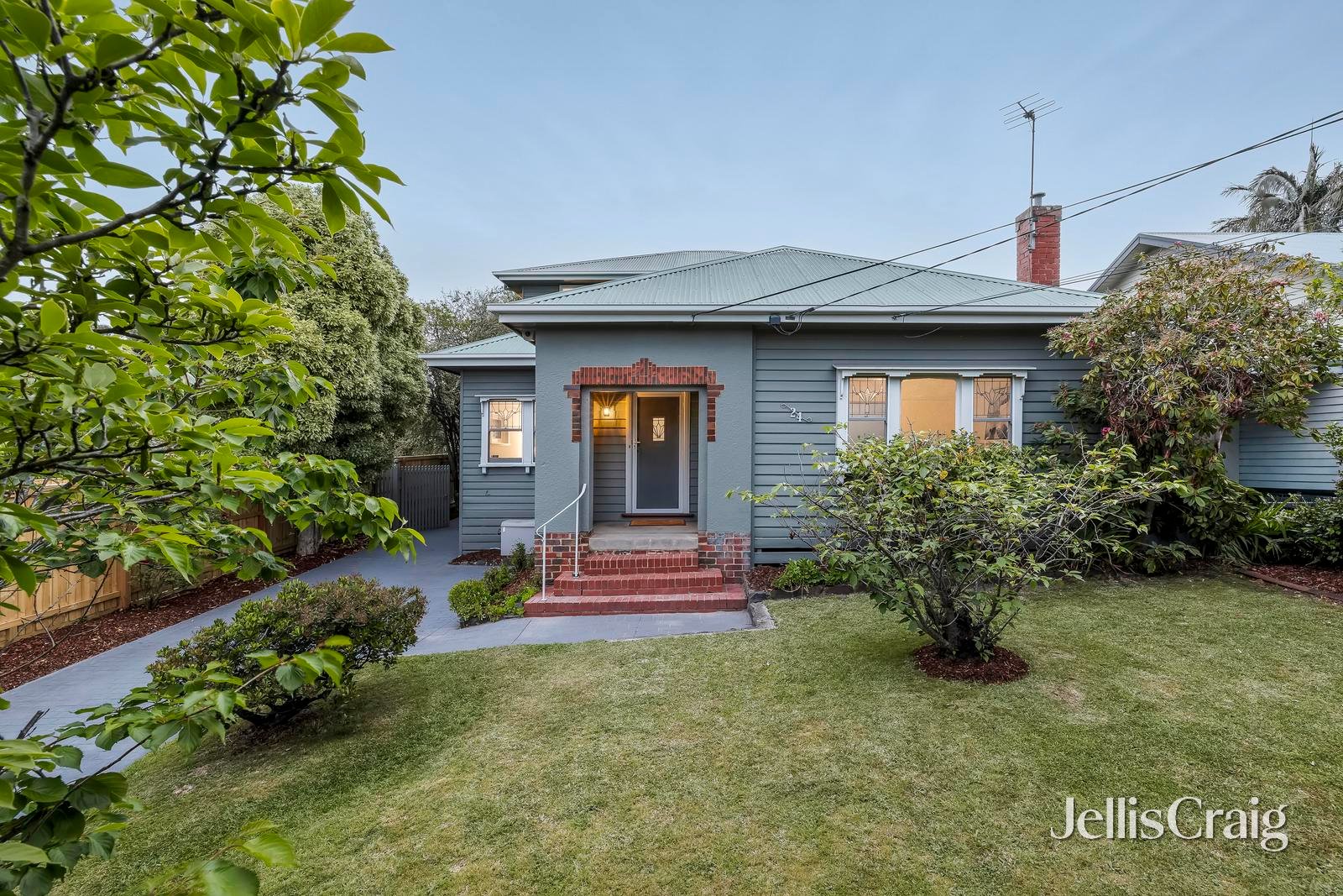 24 Wahroongaa Road, Murrumbeena image 1