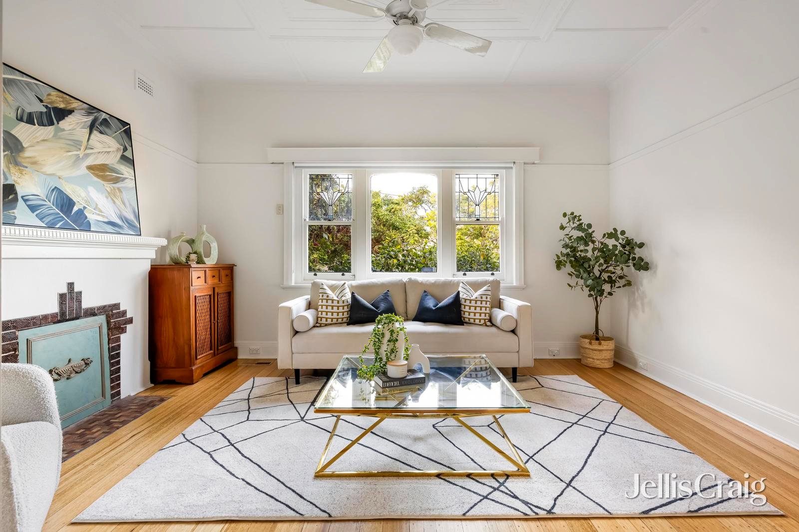 24 Wahroongaa Road, Murrumbeena image 3