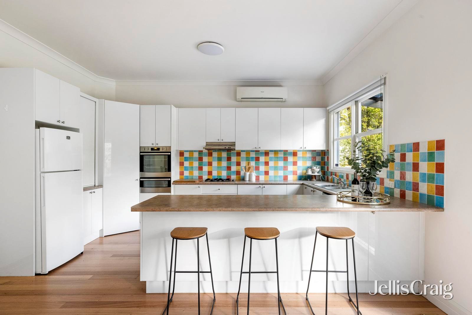 24 Wahroongaa Road, Murrumbeena image 5