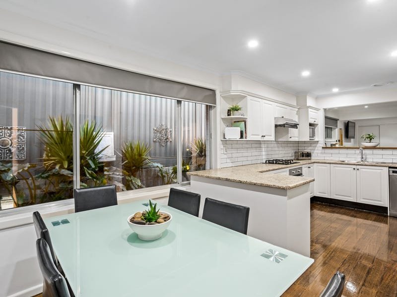 Property Gallery Thumbnail 3