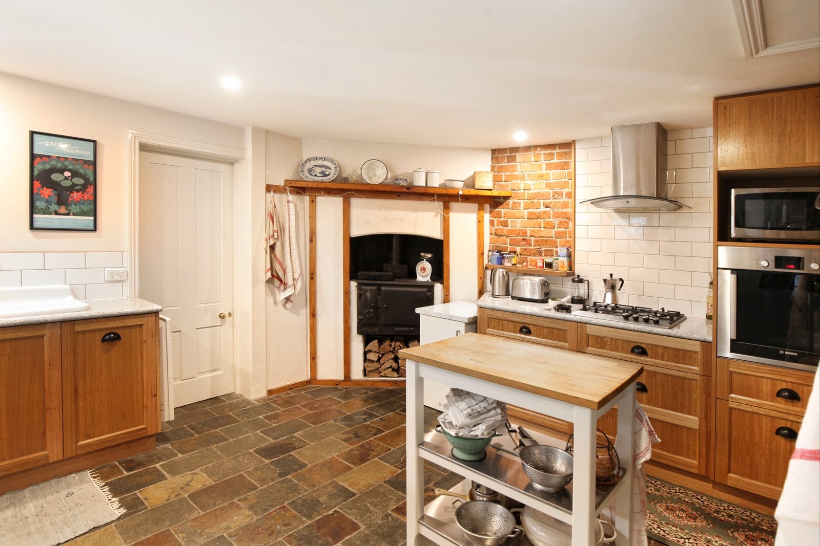 Property Gallery Thumbnail 8
