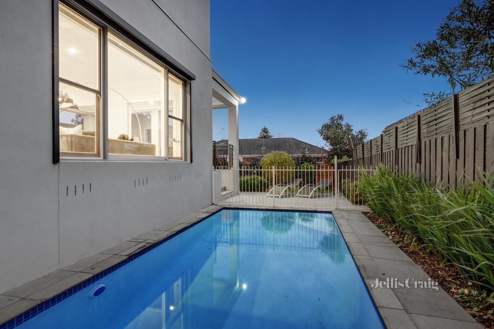 24 Wharton Street, Surrey Hills image 11