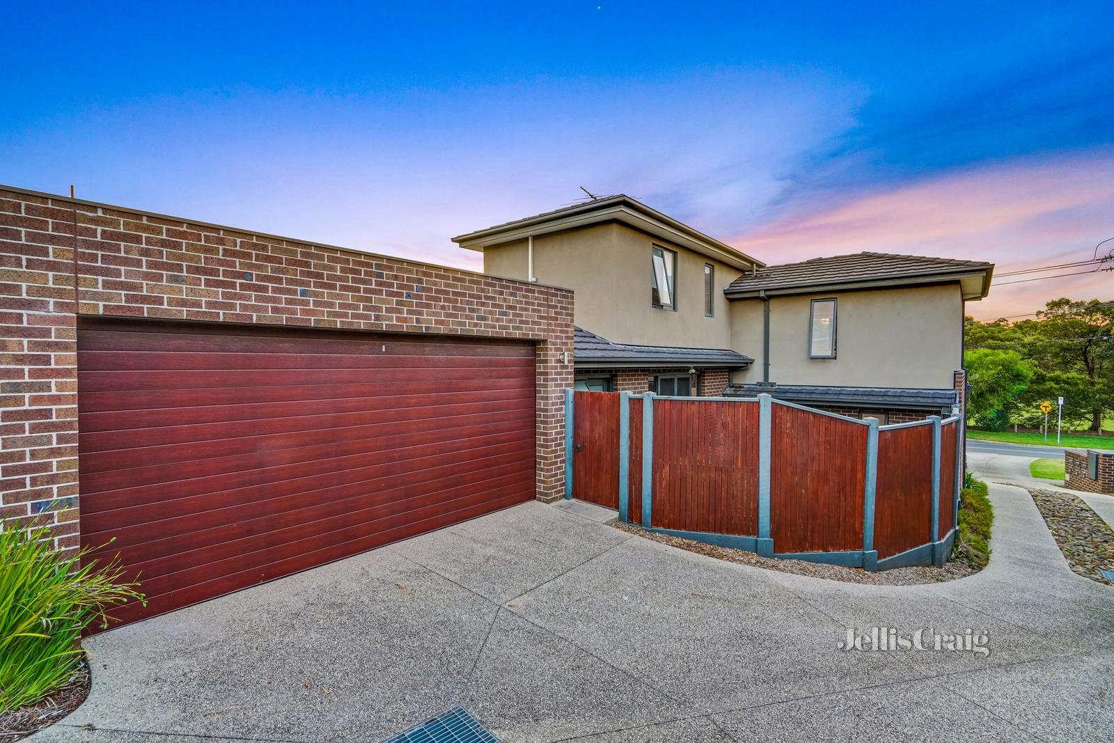 2/4 Winbirra Parade, Ashwood image 8