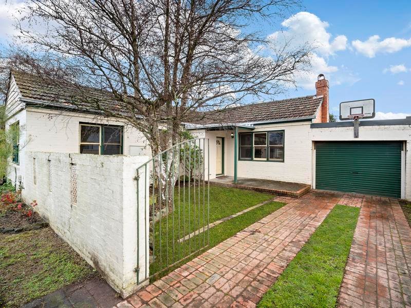 24 Winter Street, Newington image 1