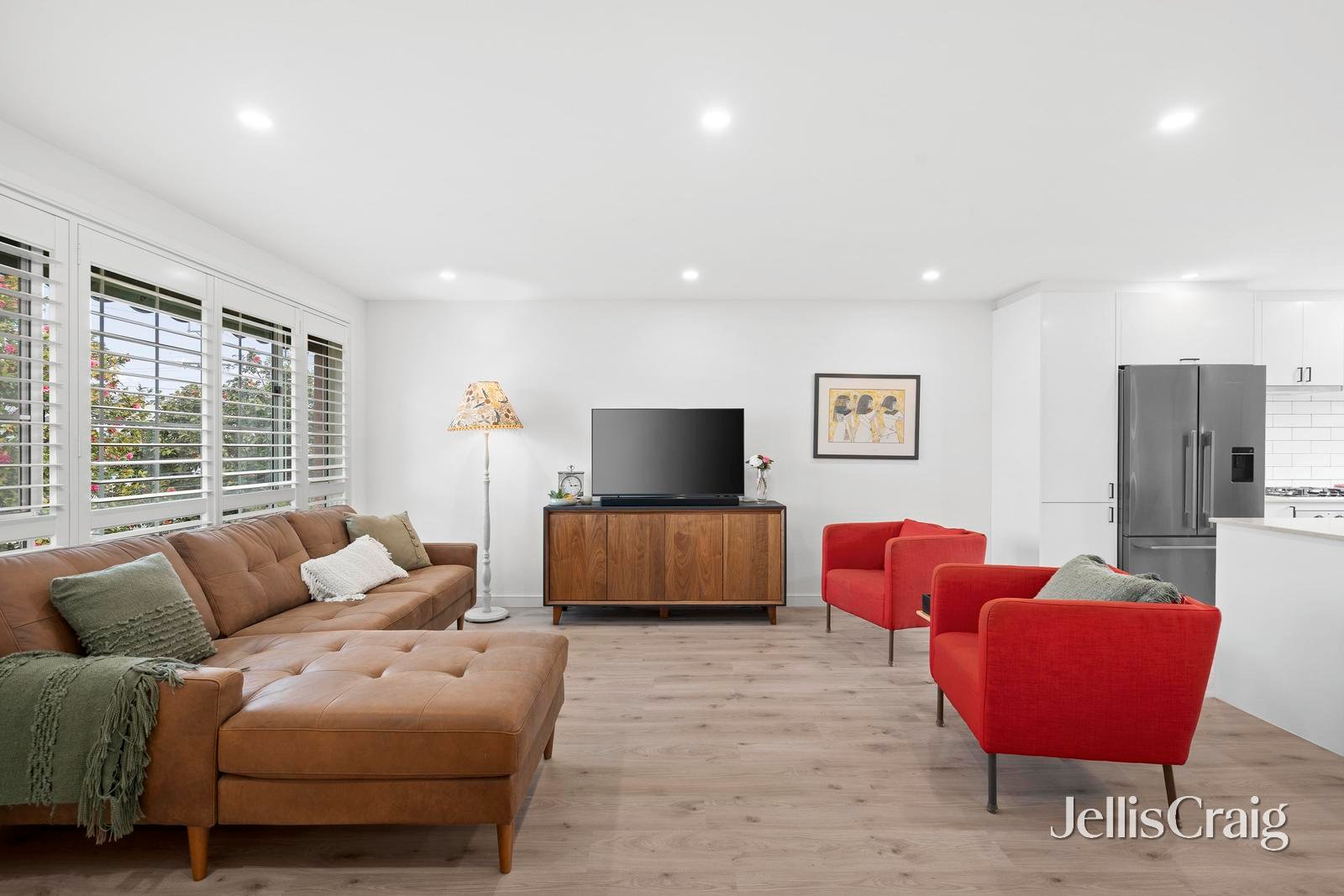 2/40-44 Lusher Road, Croydon image 2