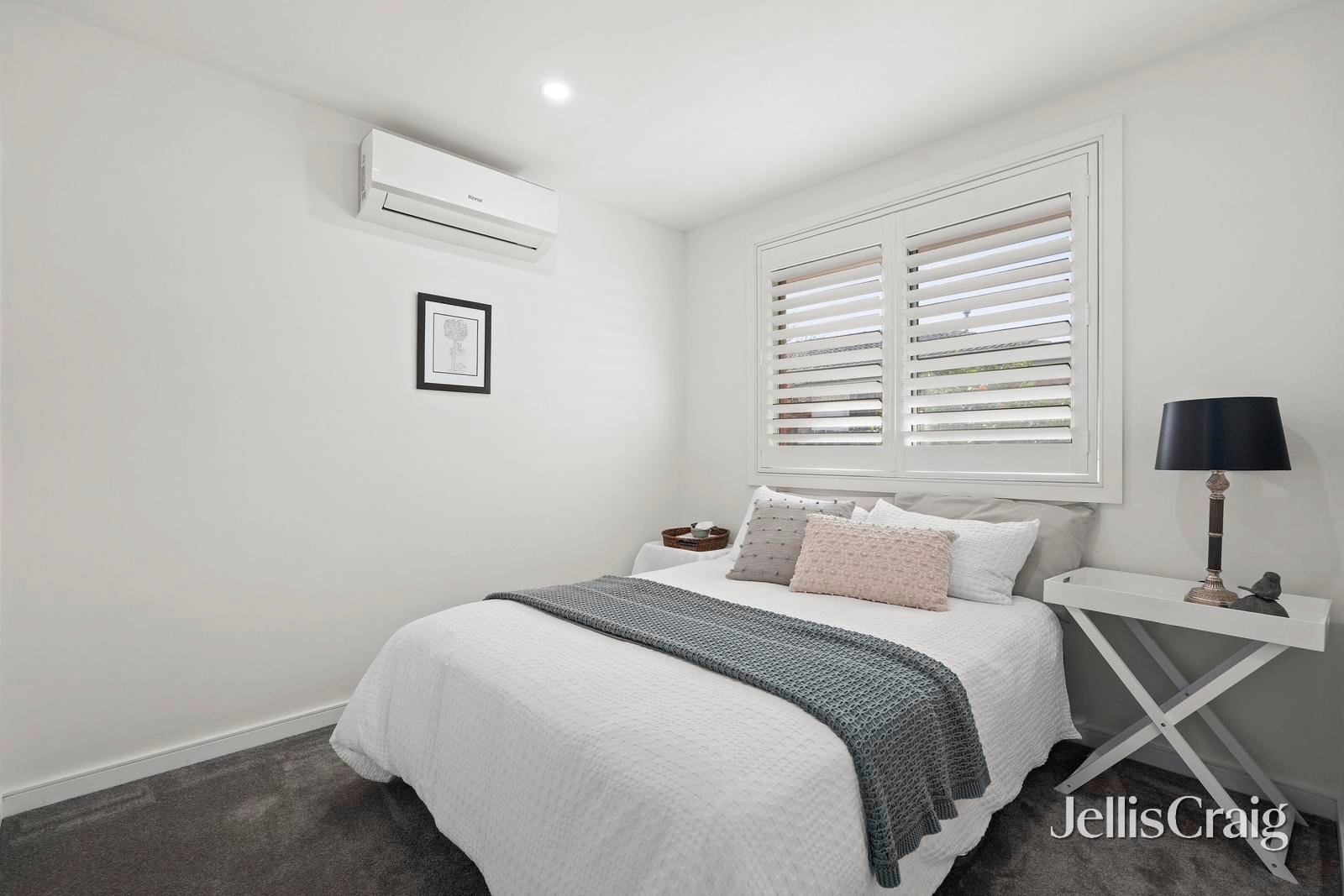 2/40-44 Lusher Road, Croydon image 6