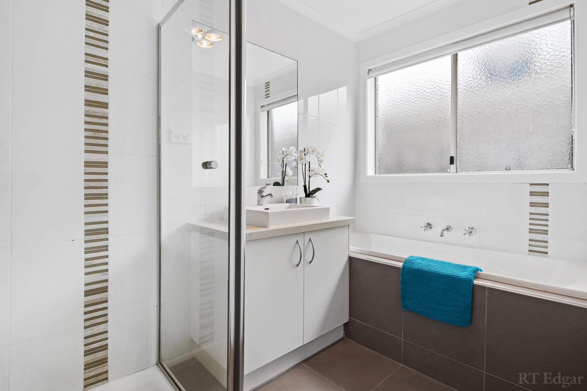 Property Gallery Thumbnail 6