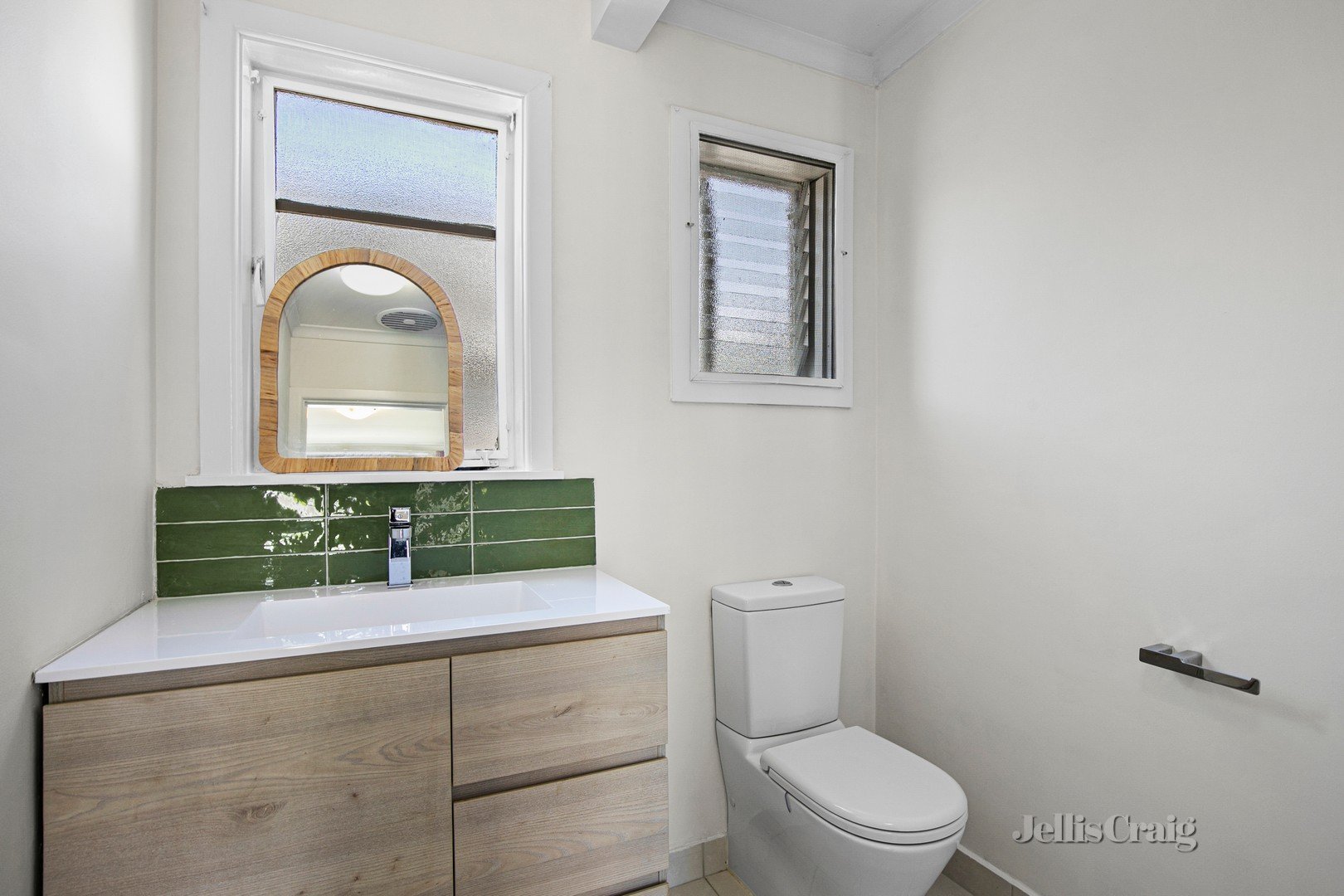 2/40 Chifley Avenue, Altona image 12