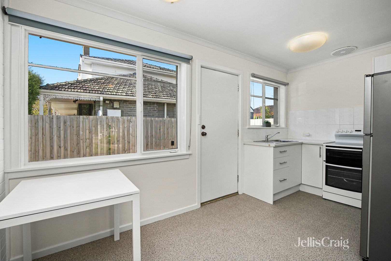 2/40 Chifley Avenue, Altona image 8