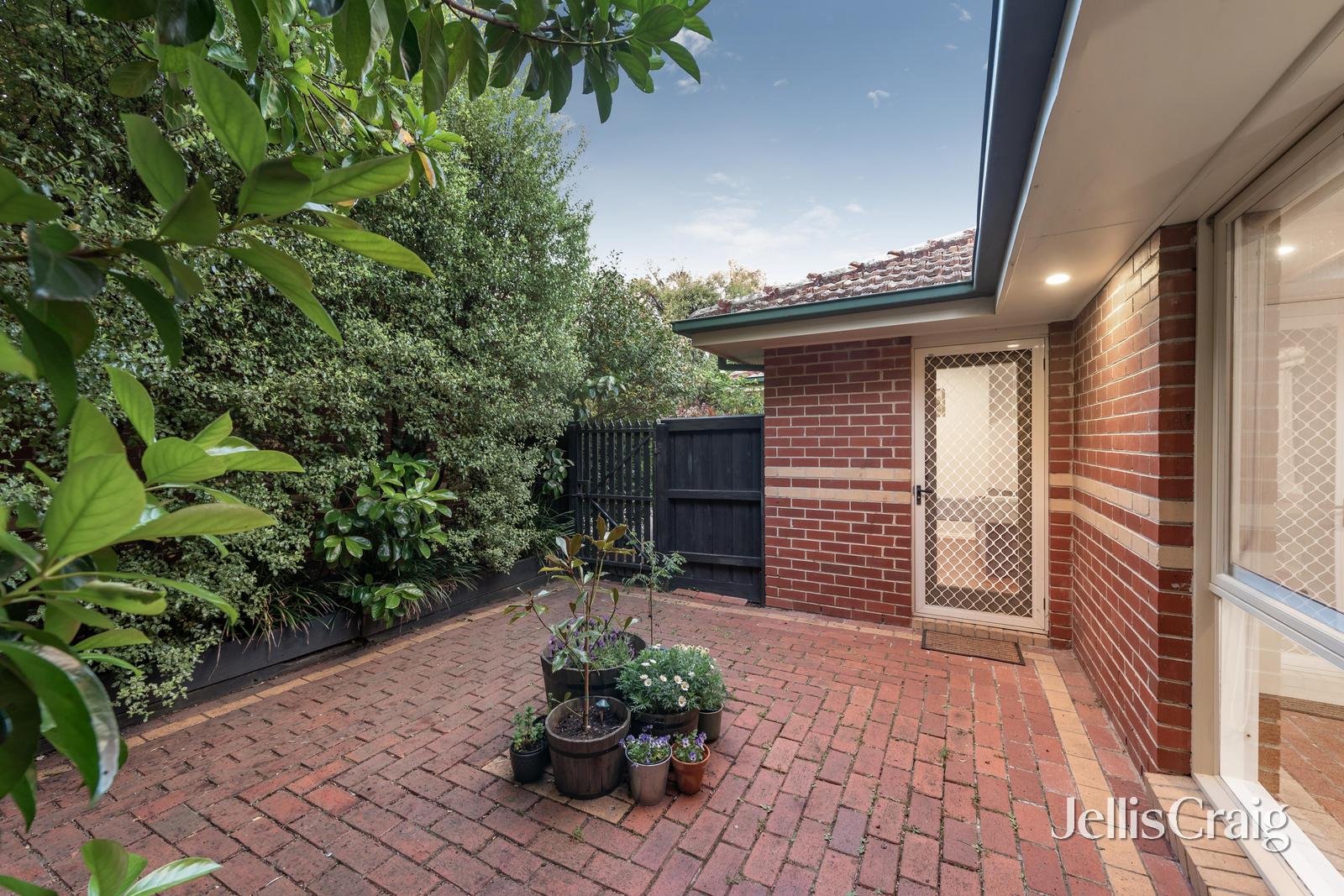 2/40 Elizabeth Street, Bentleigh East image 11