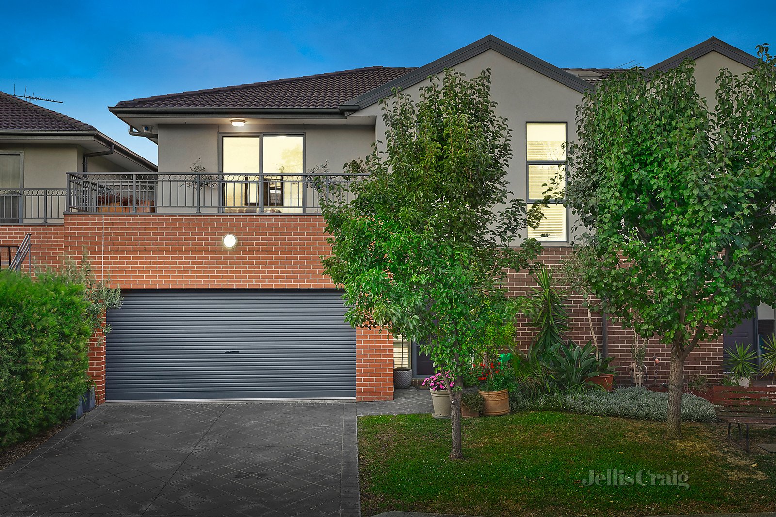 2/40 Highclere Avenue, Mount Waverley image 2