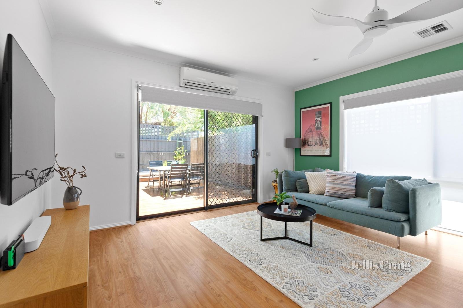 2/40 Kananook Avenue, Seaford image 5