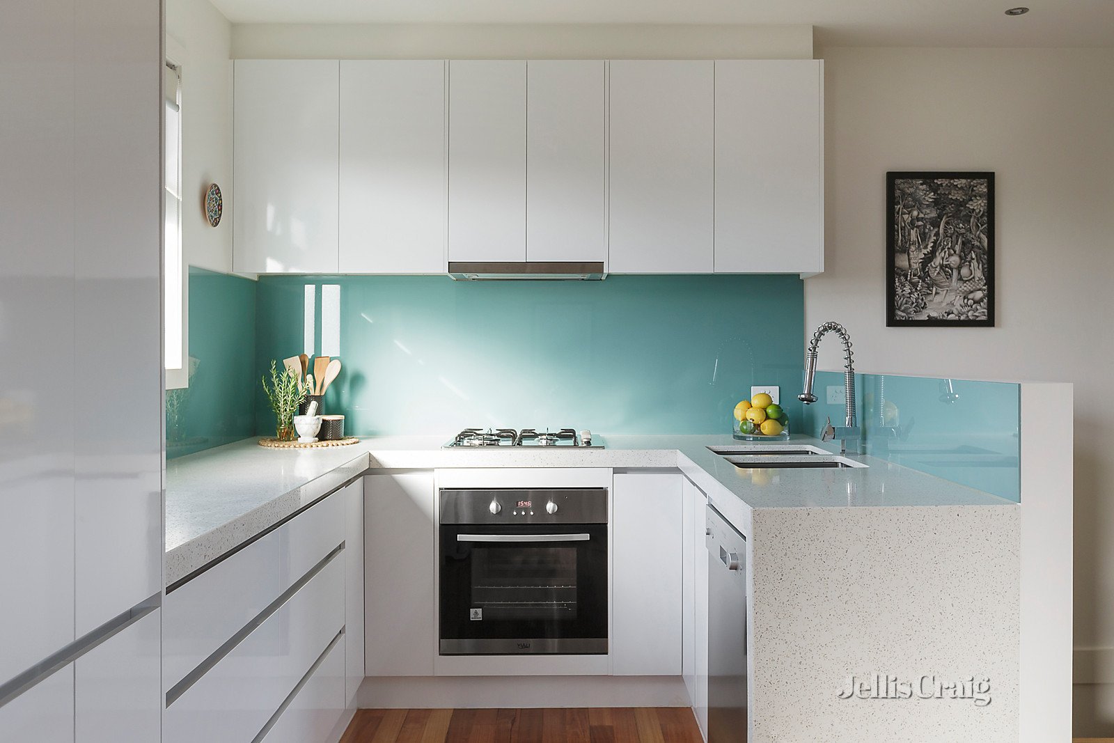 2/40 Linsey Street, Coburg image 2