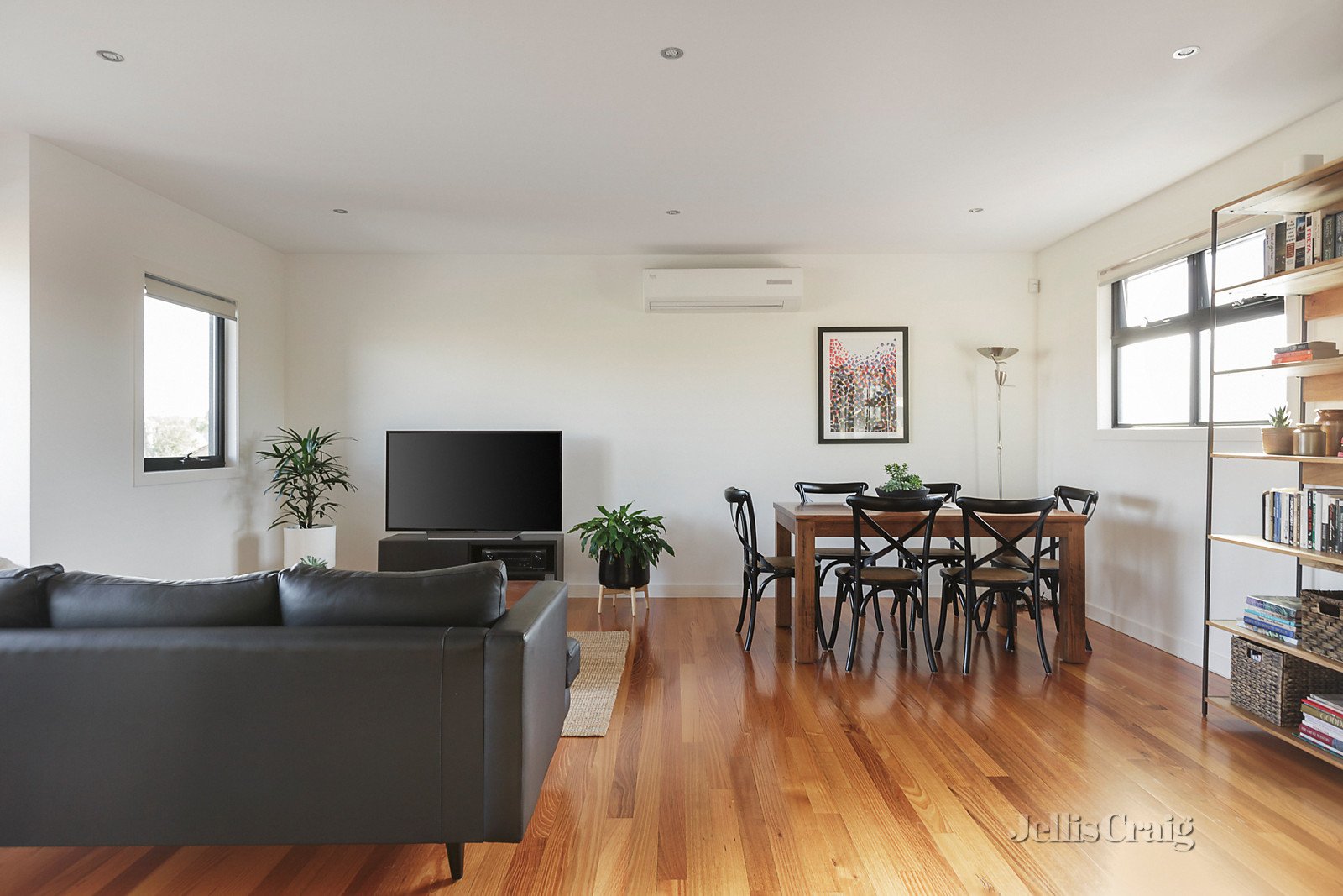 2/40 Linsey Street, Coburg image 3