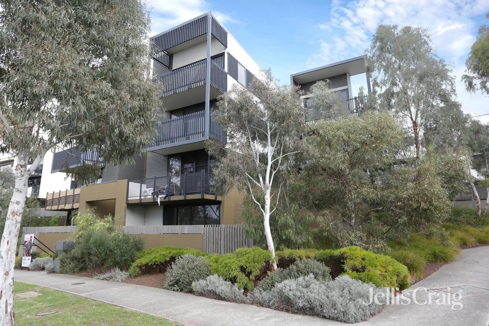 2/40 Ormond Boulevard, Bundoora image 1