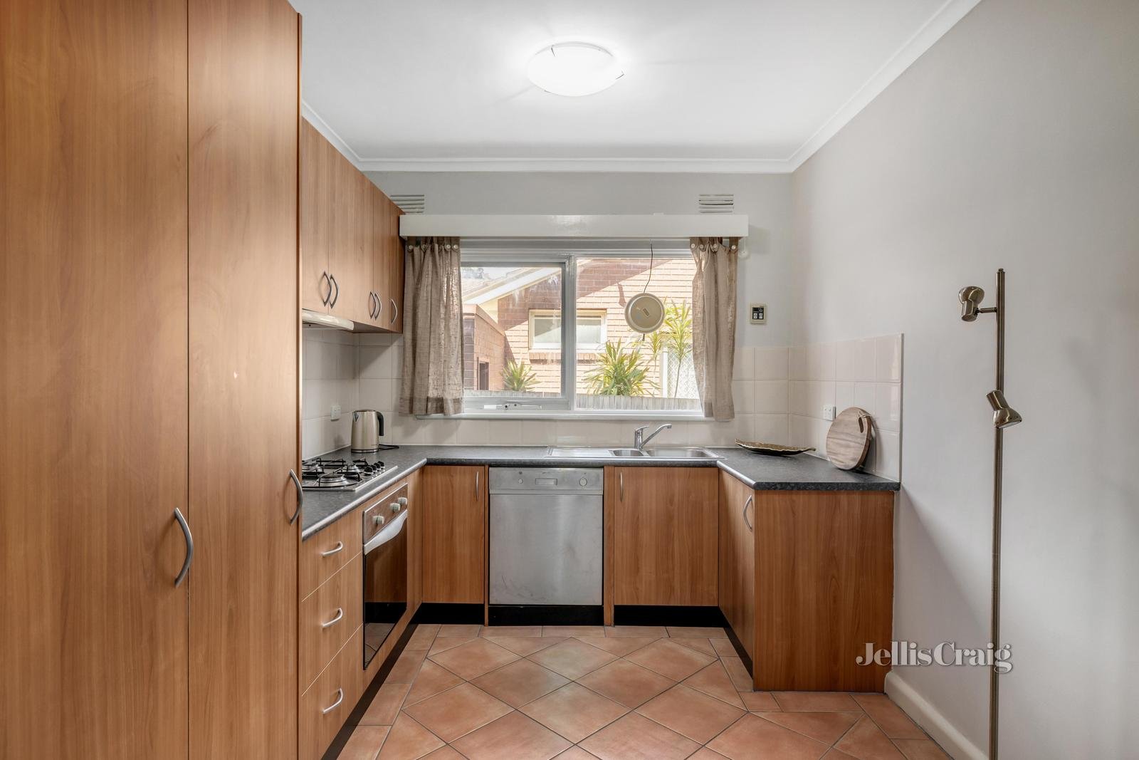 2/40 Osborne Avenue, Glen Iris image 2