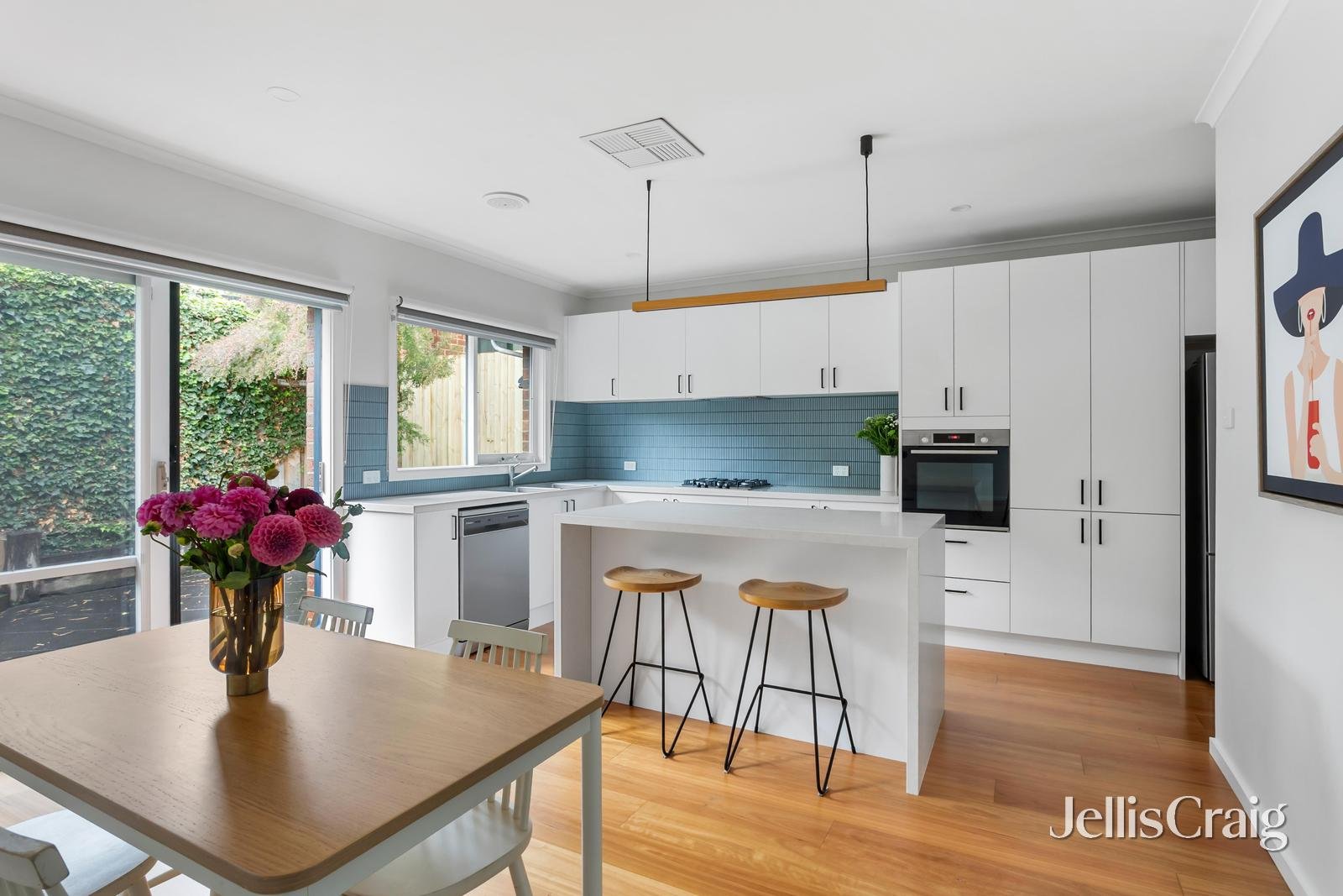 2/40 Summerhill Road, Brighton&nbsp;East image 2