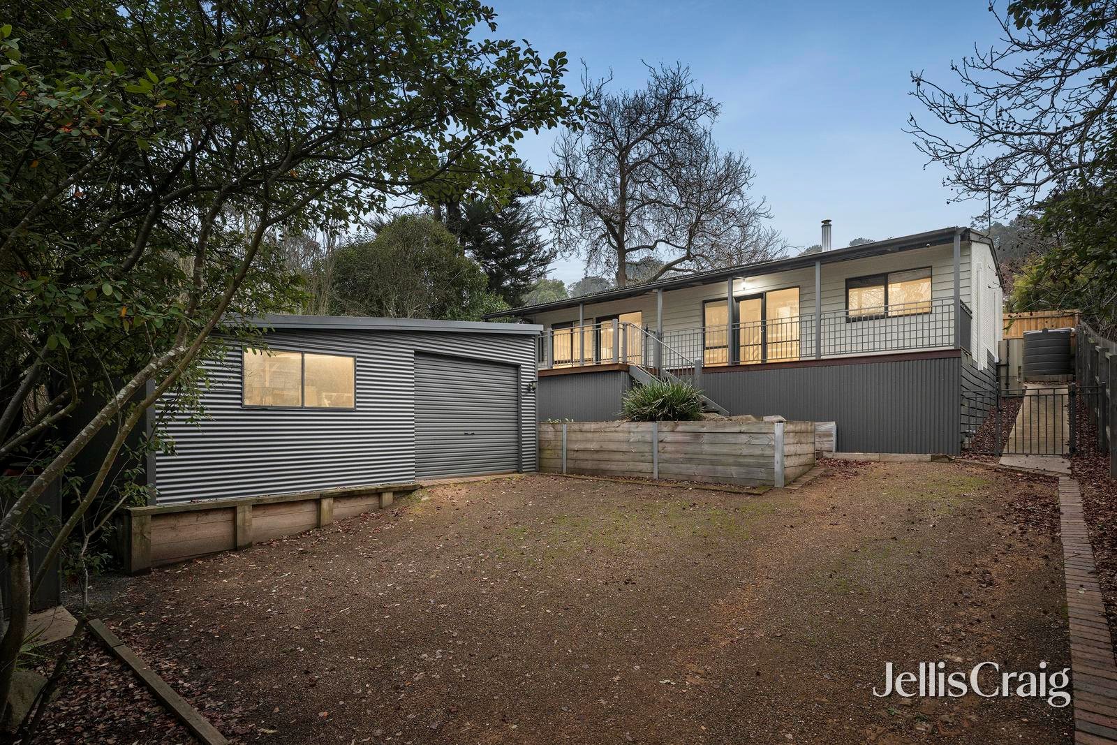 240 Swansea Road, Mount&nbsp;Evelyn image 1