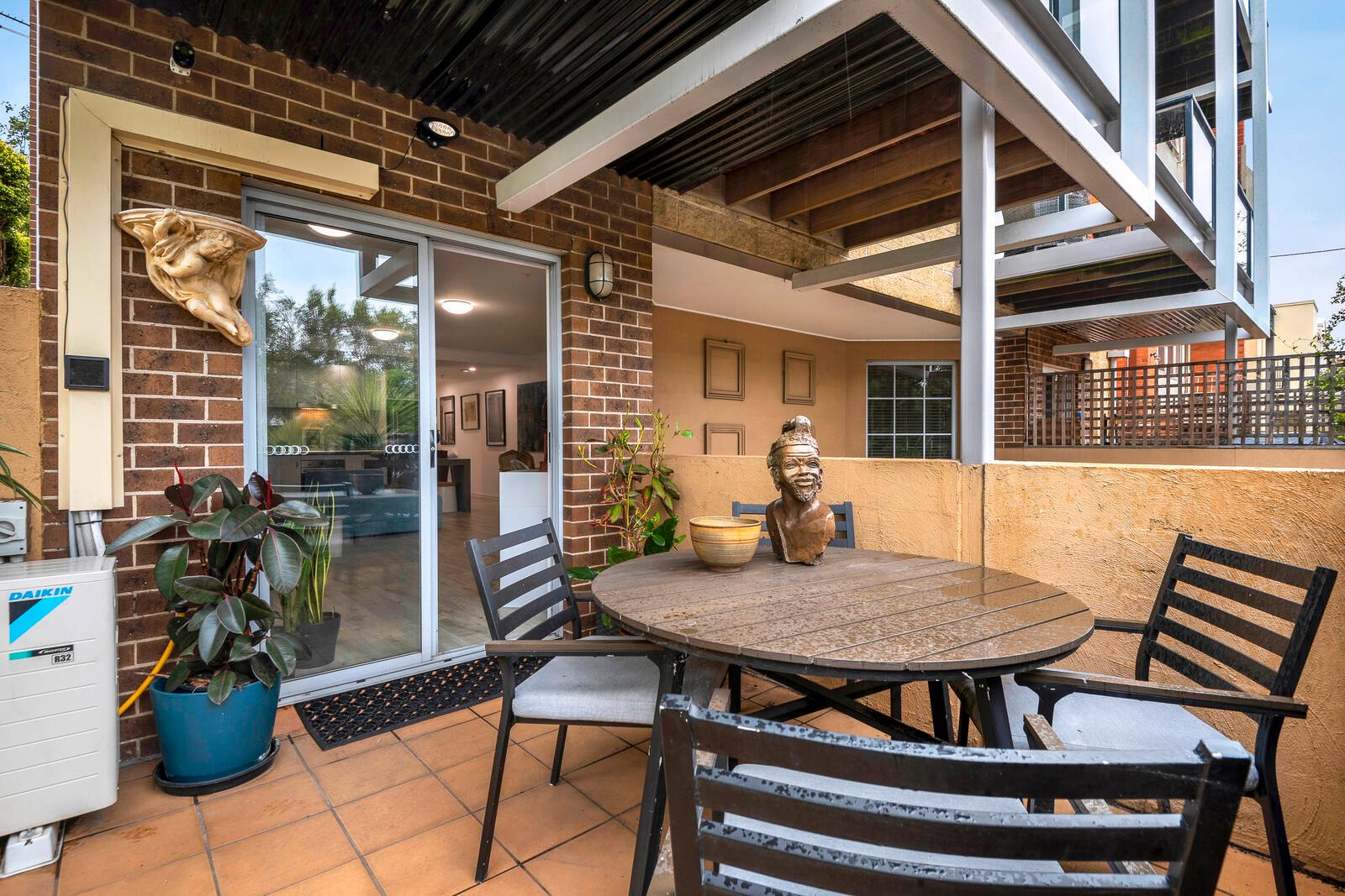 Property Gallery Thumbnail 12