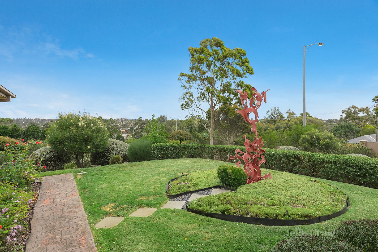 240 Williamsons Road, Templestowe image 12