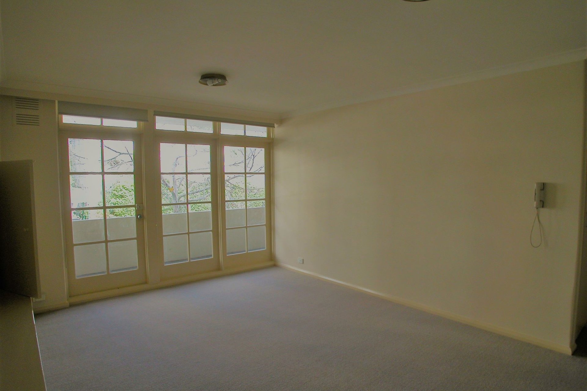 2/401 Toorak Road, South Yarra image 3
