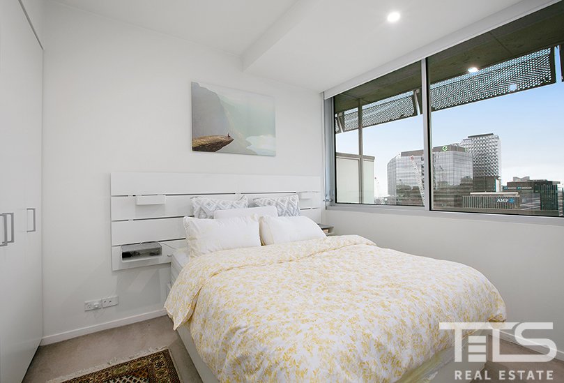 2404/620 Collins Street, Melbourne image 7