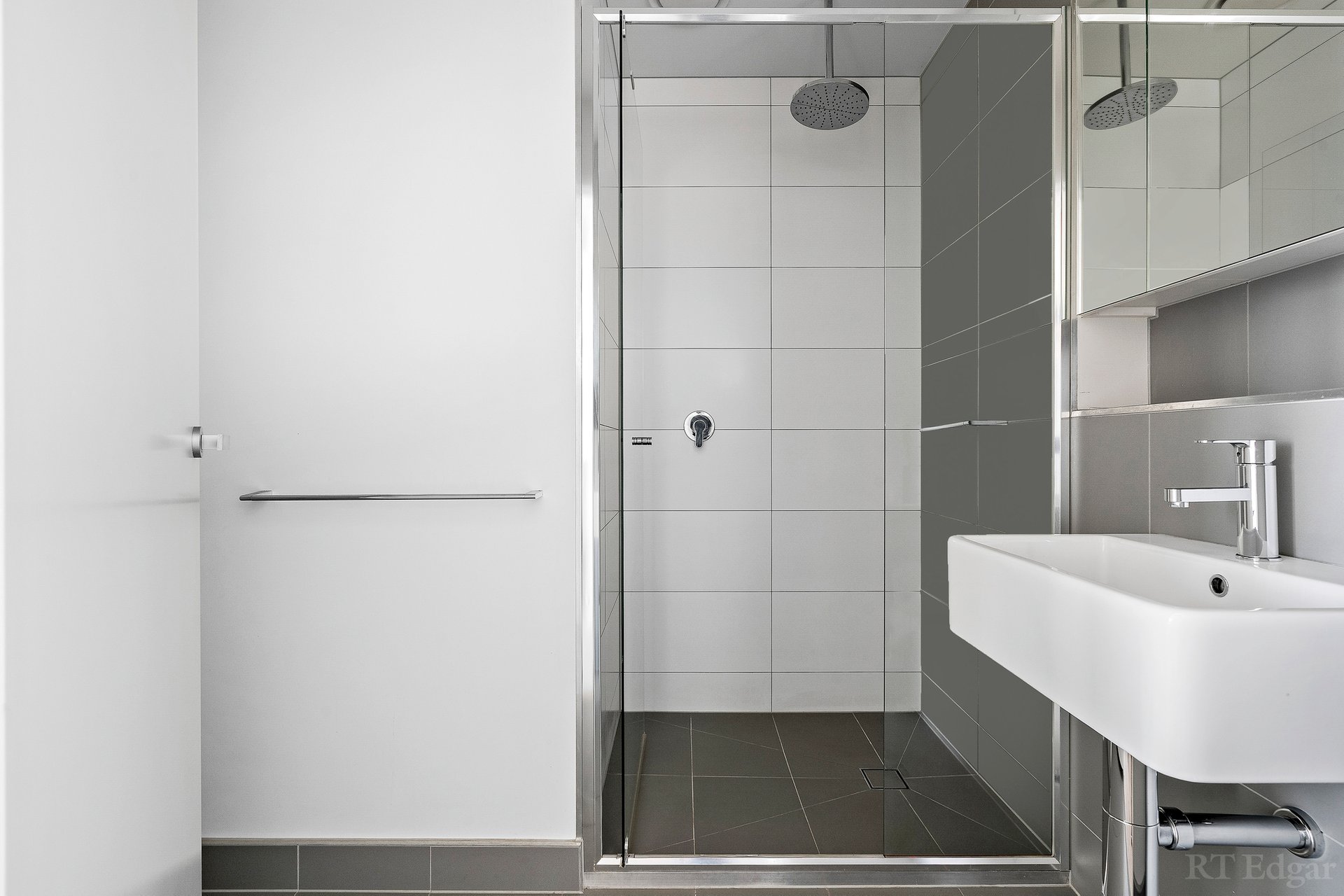 Property Gallery Thumbnail 4