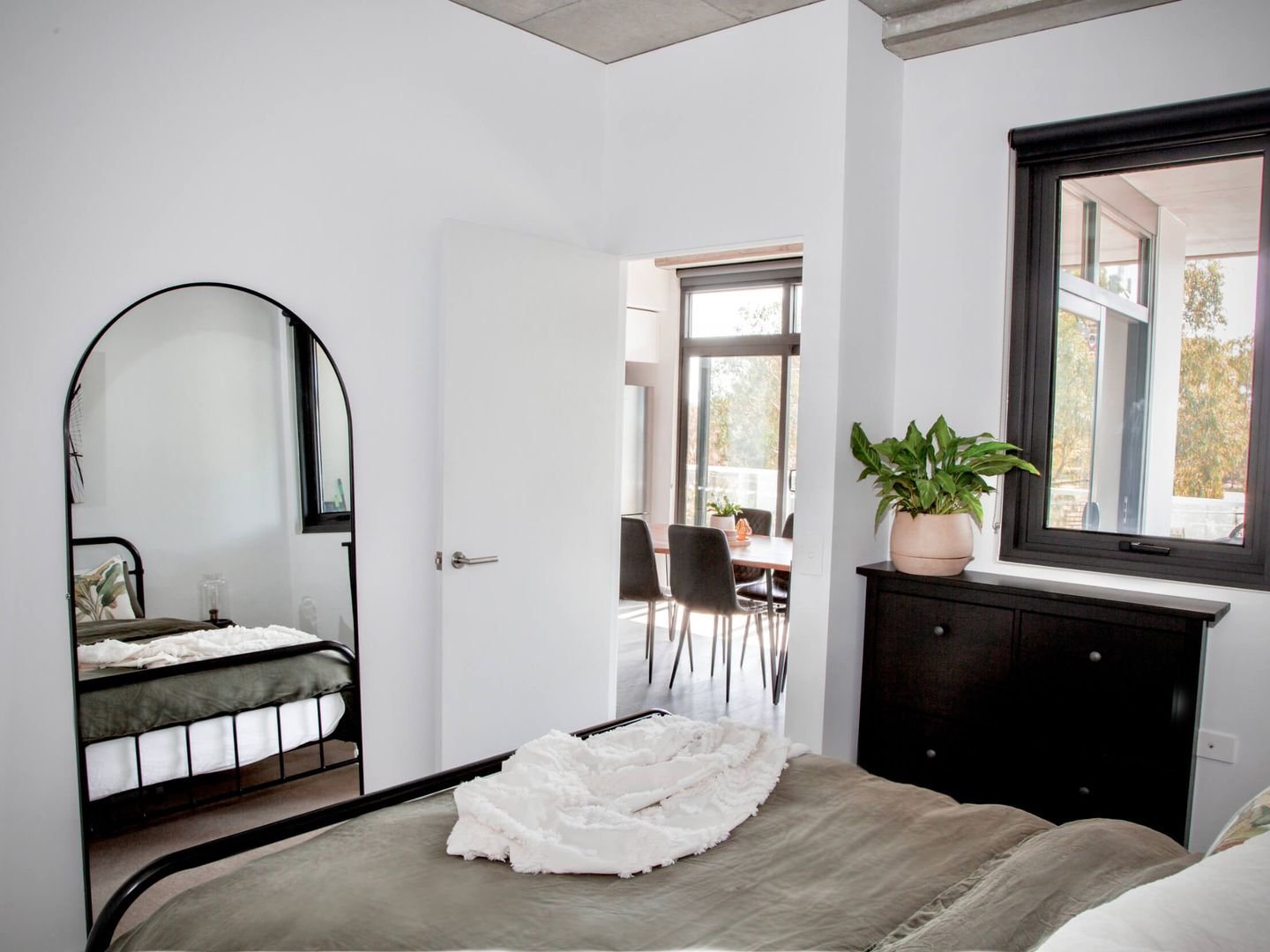 240/77 Hobsons Road, Kensington image 14