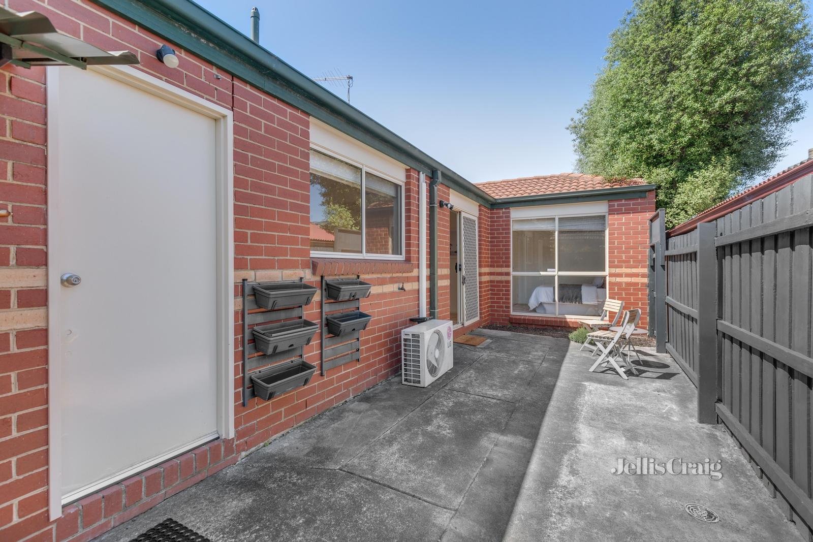 2/41 Devoy Street, Oakleigh South image 8