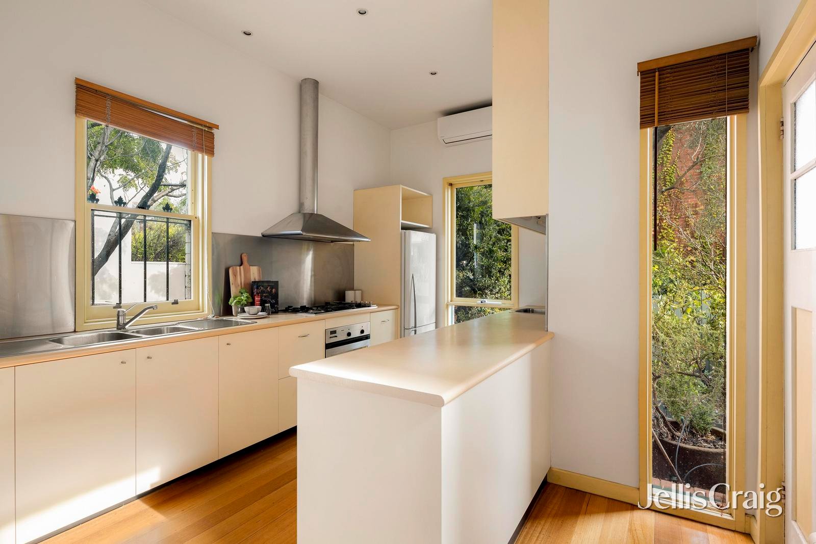 241 George Street, Fitzroy image 10