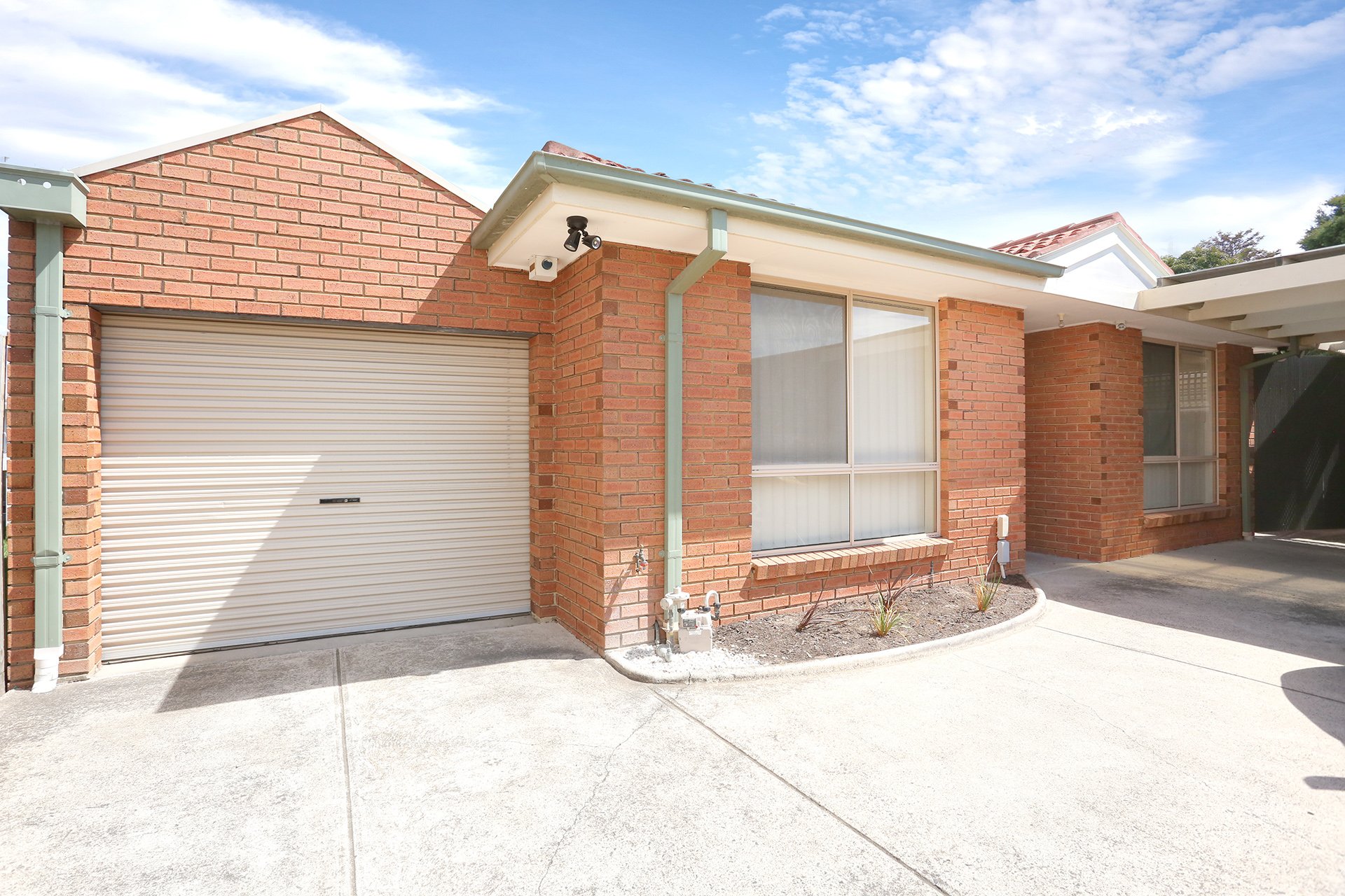 2/41 Gloucester Road, RESERVOIR VIC 3073