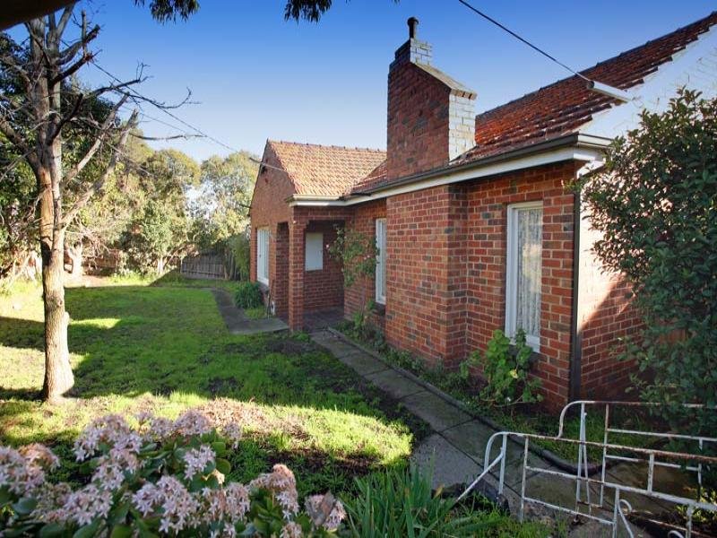 241 Highbury Road, Burwood image 1