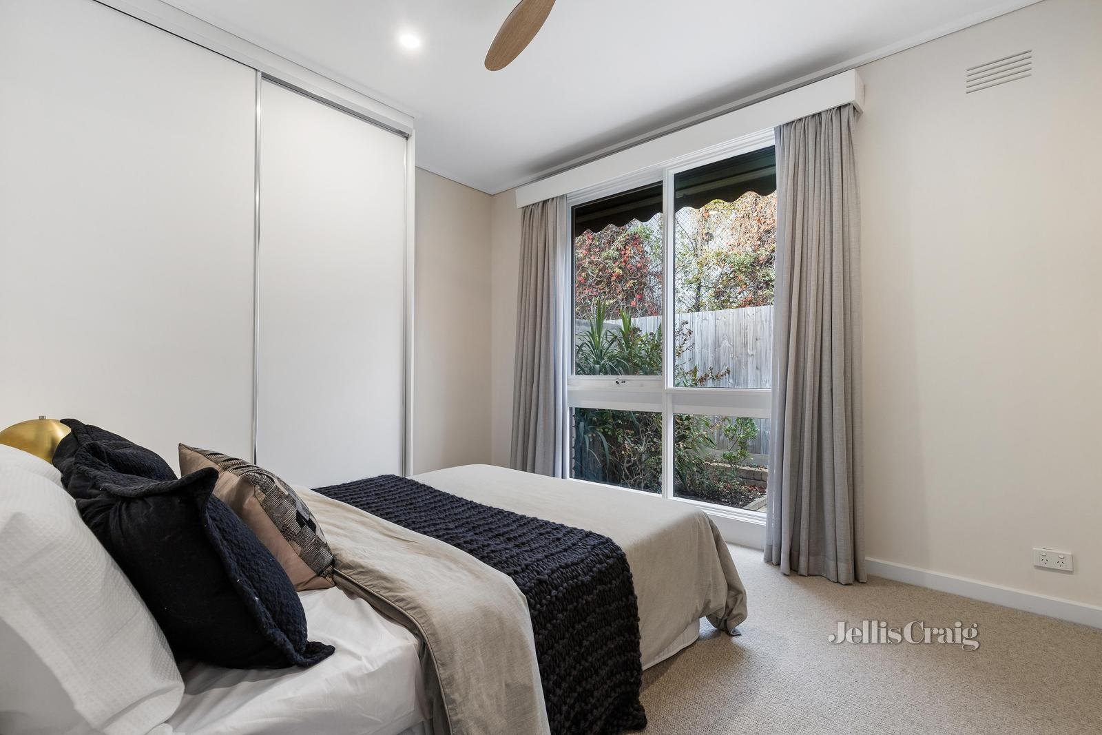 2/41 Kinane Street, Brighton image 10