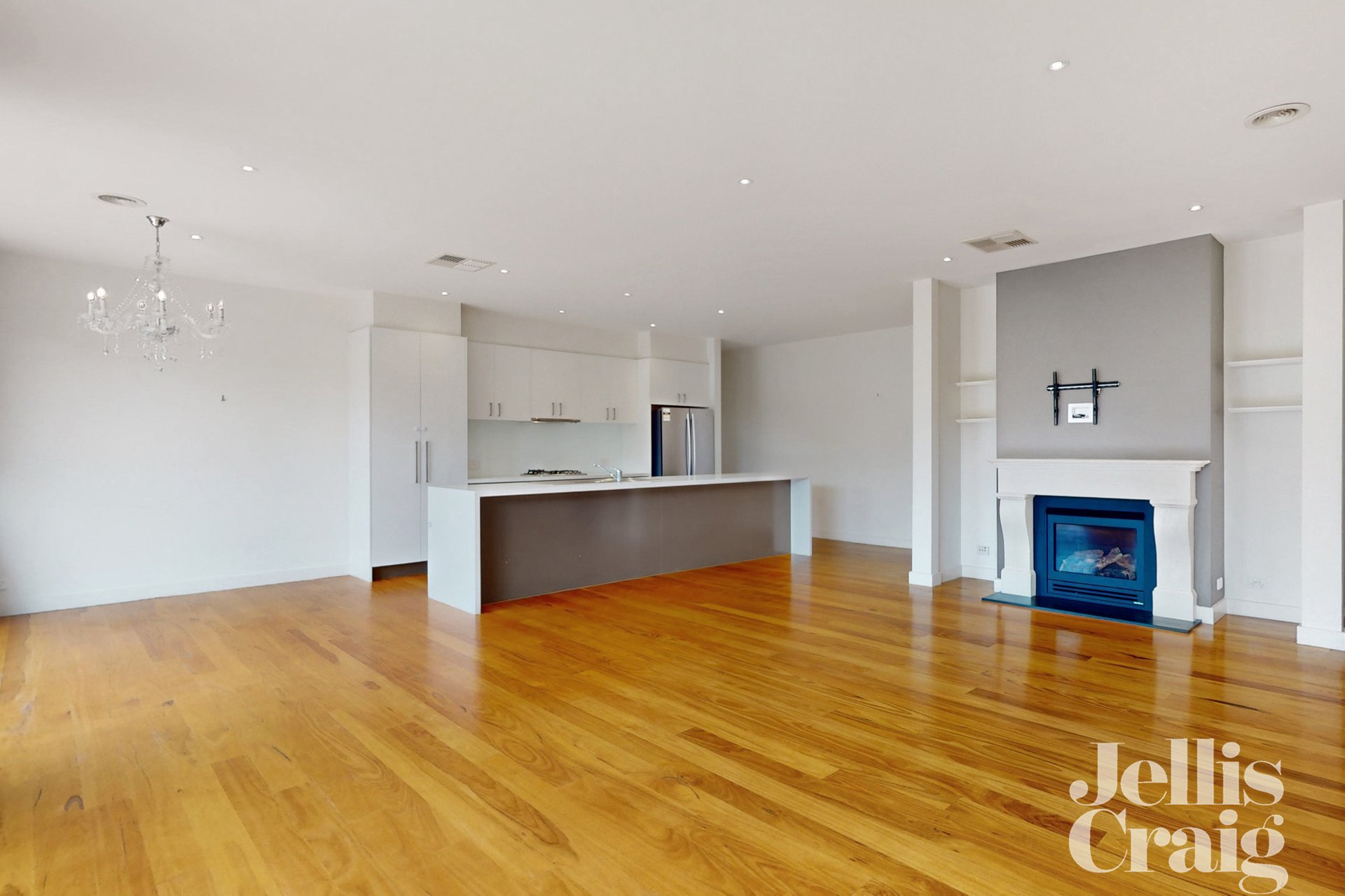 2/41 Orange Street, Bentleigh East image 5