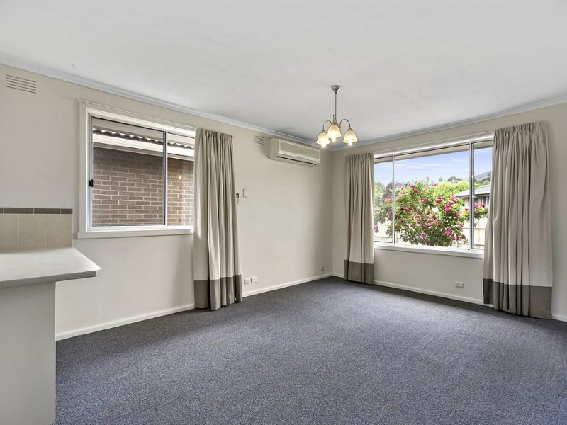 2/41 Pine Crescent, Boronia image 4