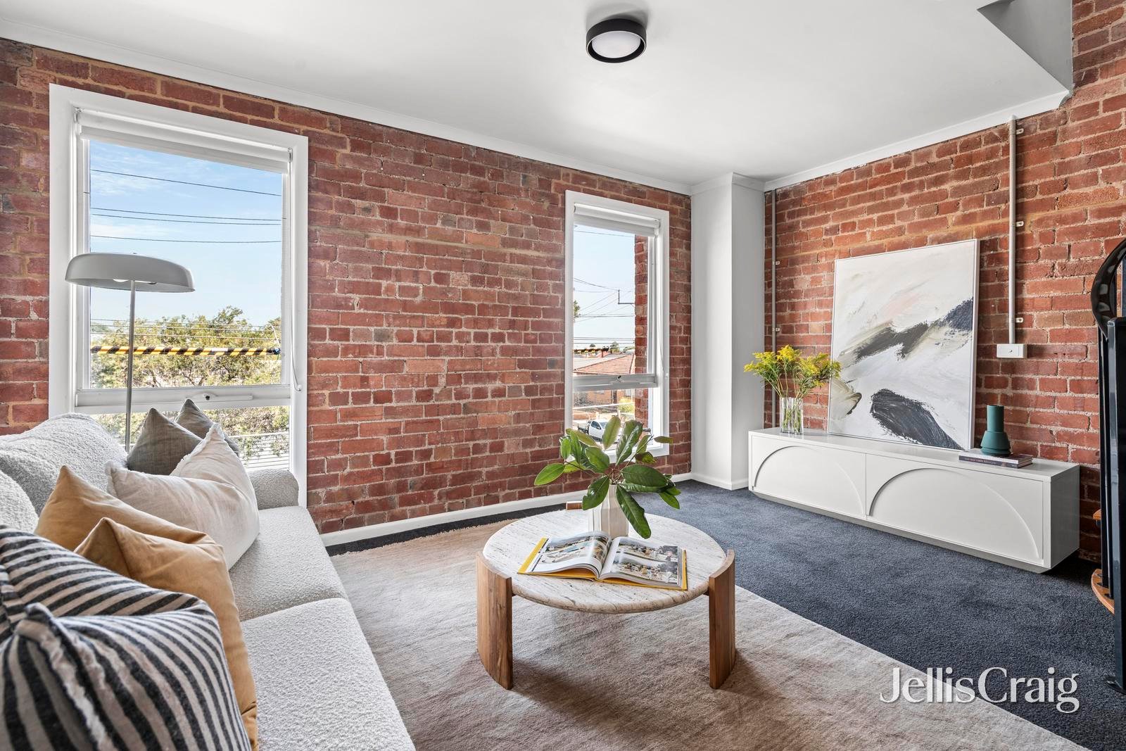 24/1 Pottery Court, Brunswick image 2