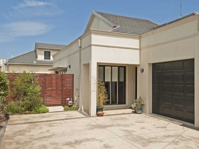 2/41 Wellington Street, Geelong West image 1