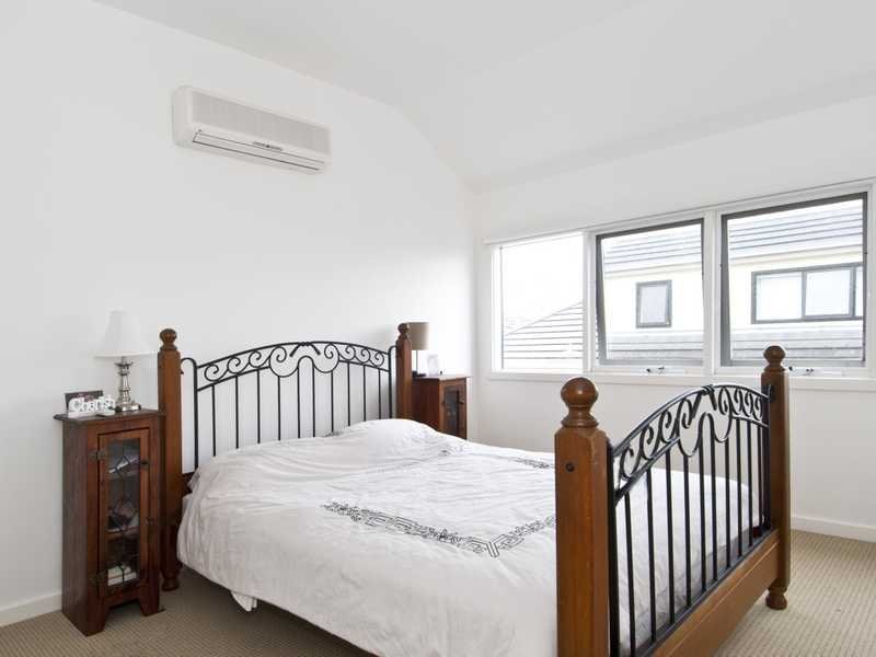 2/41 Wellington Street, Geelong West image 6
