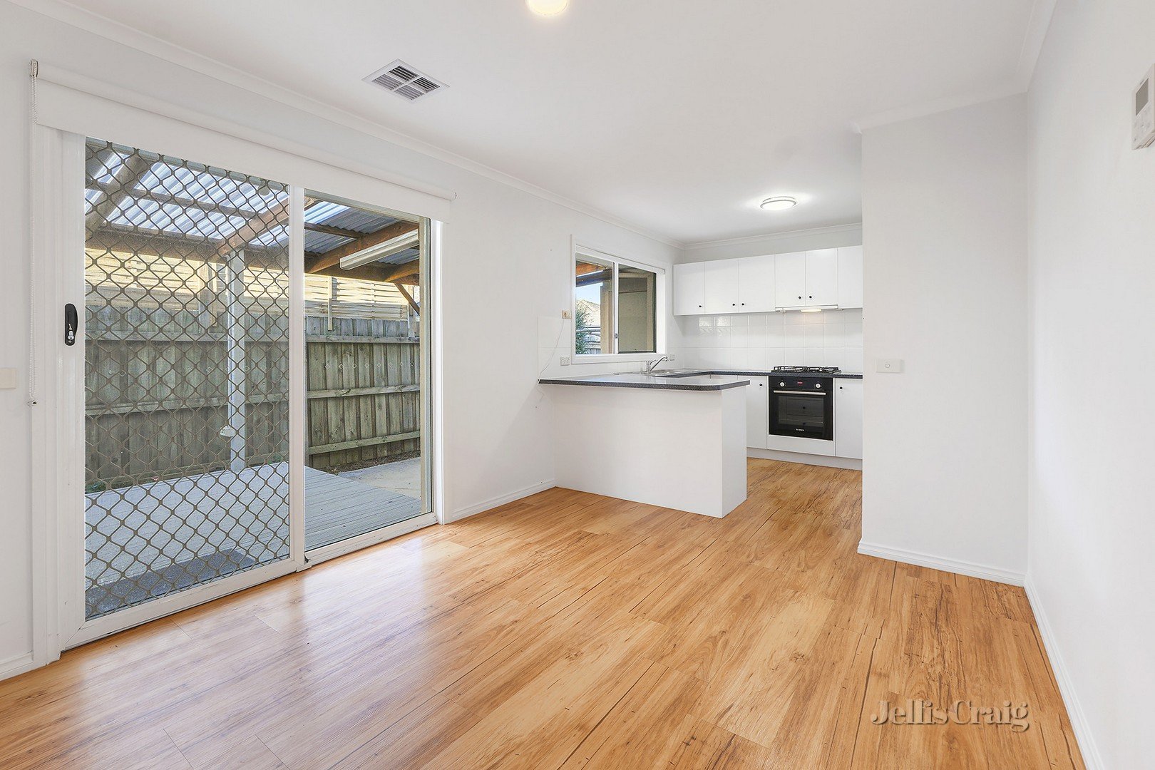 2/41 Woodbine Grove, Chelsea image 3